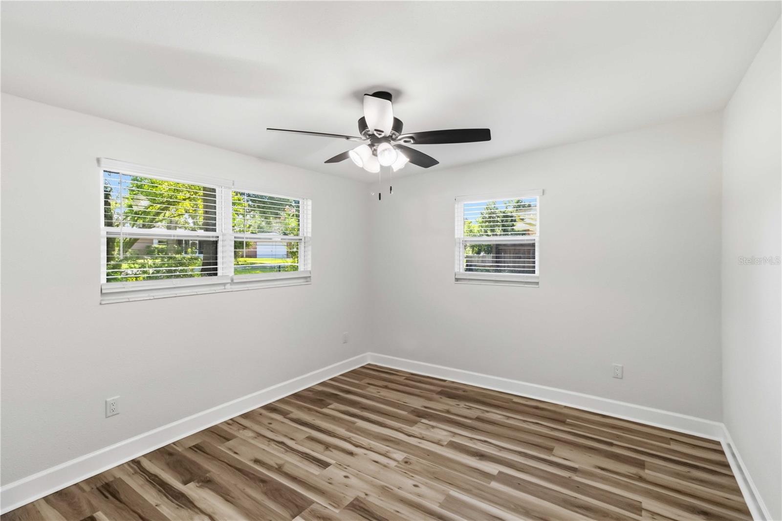 1806 DIERKER DR