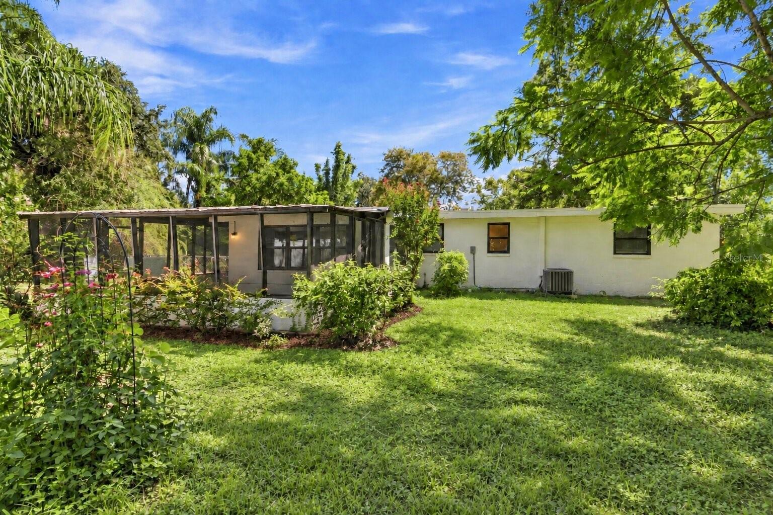 1806 DIERKER DR