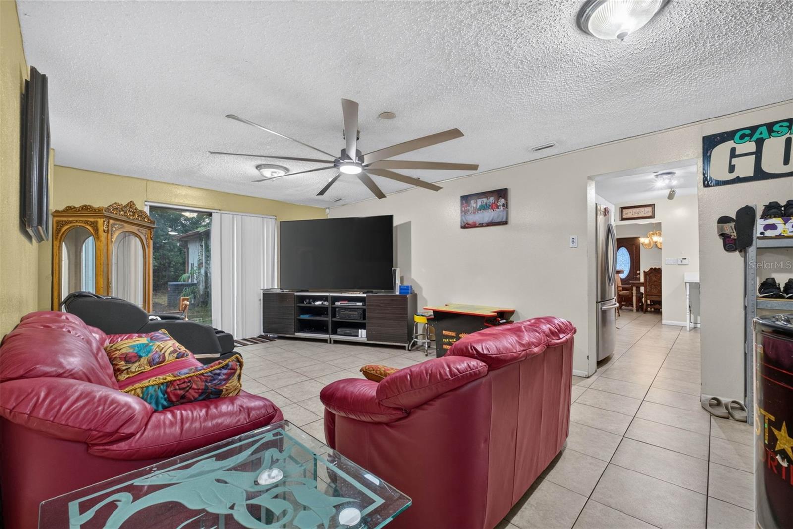 1302 E SLIGH AVE