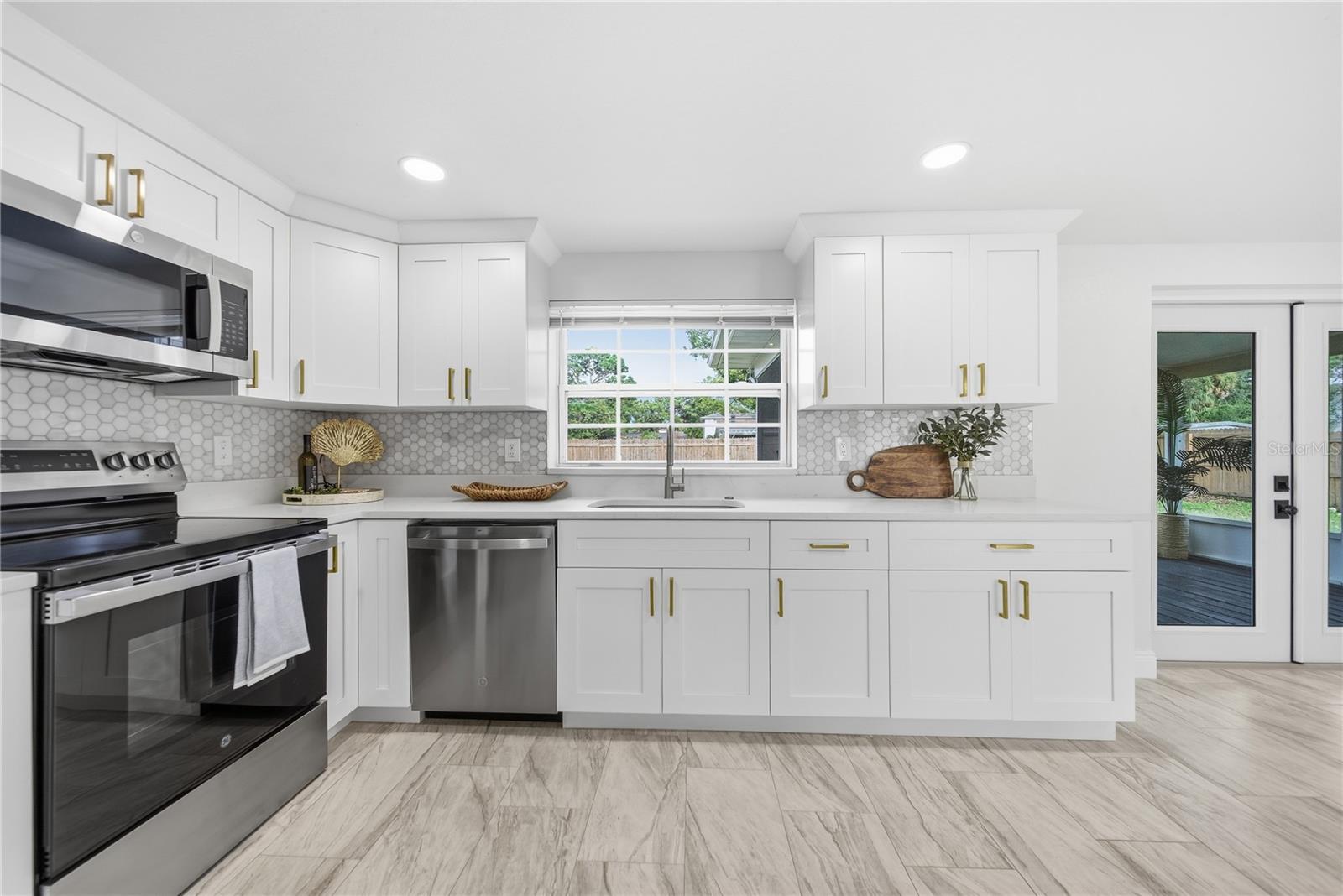 16134 BLACKBEARD LN