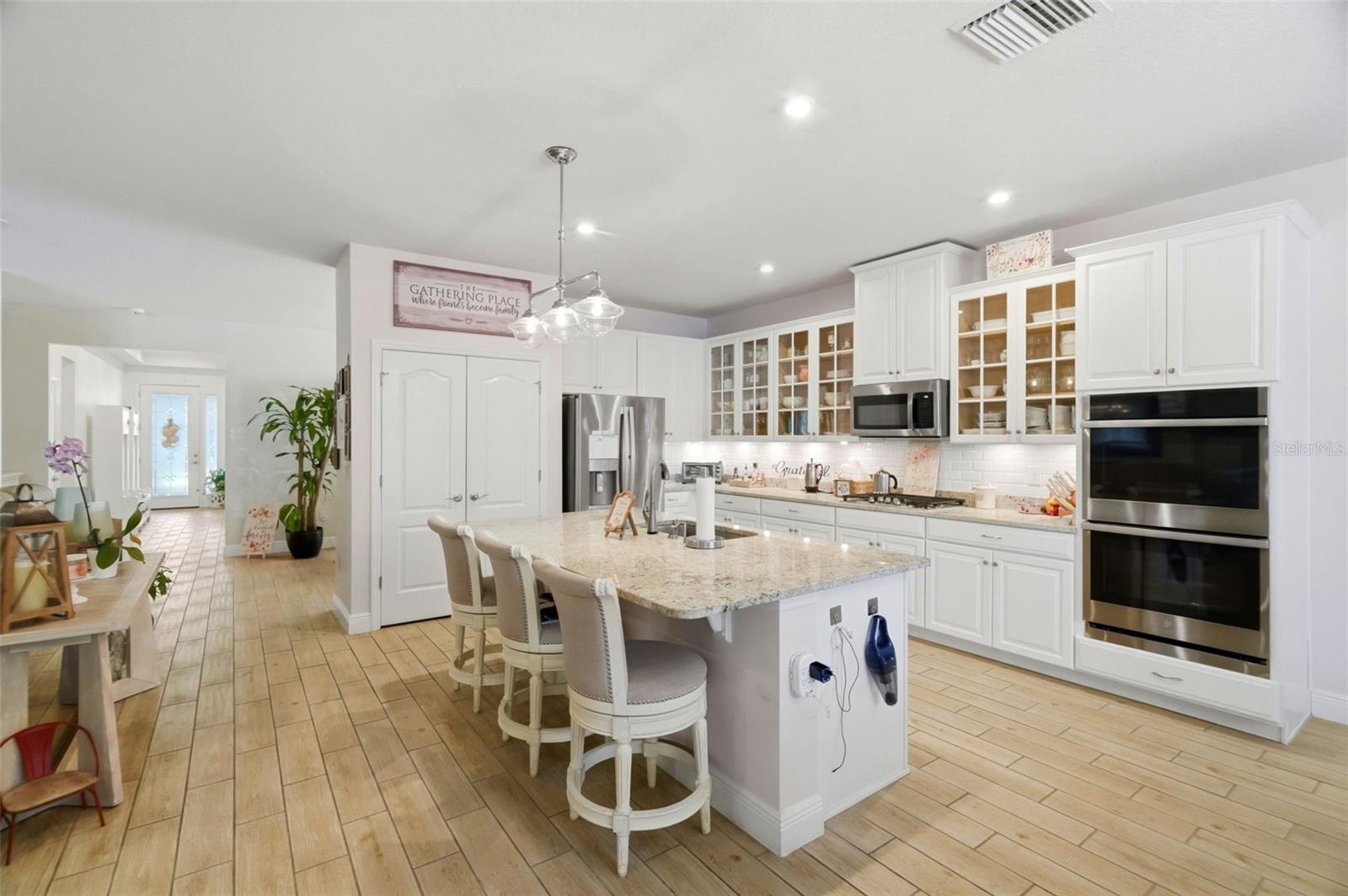11750 LAKE LUCAYA DR