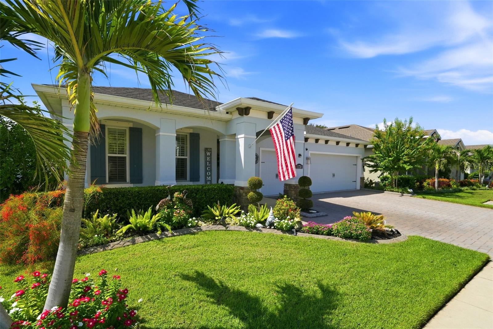 11750 LAKE LUCAYA DR