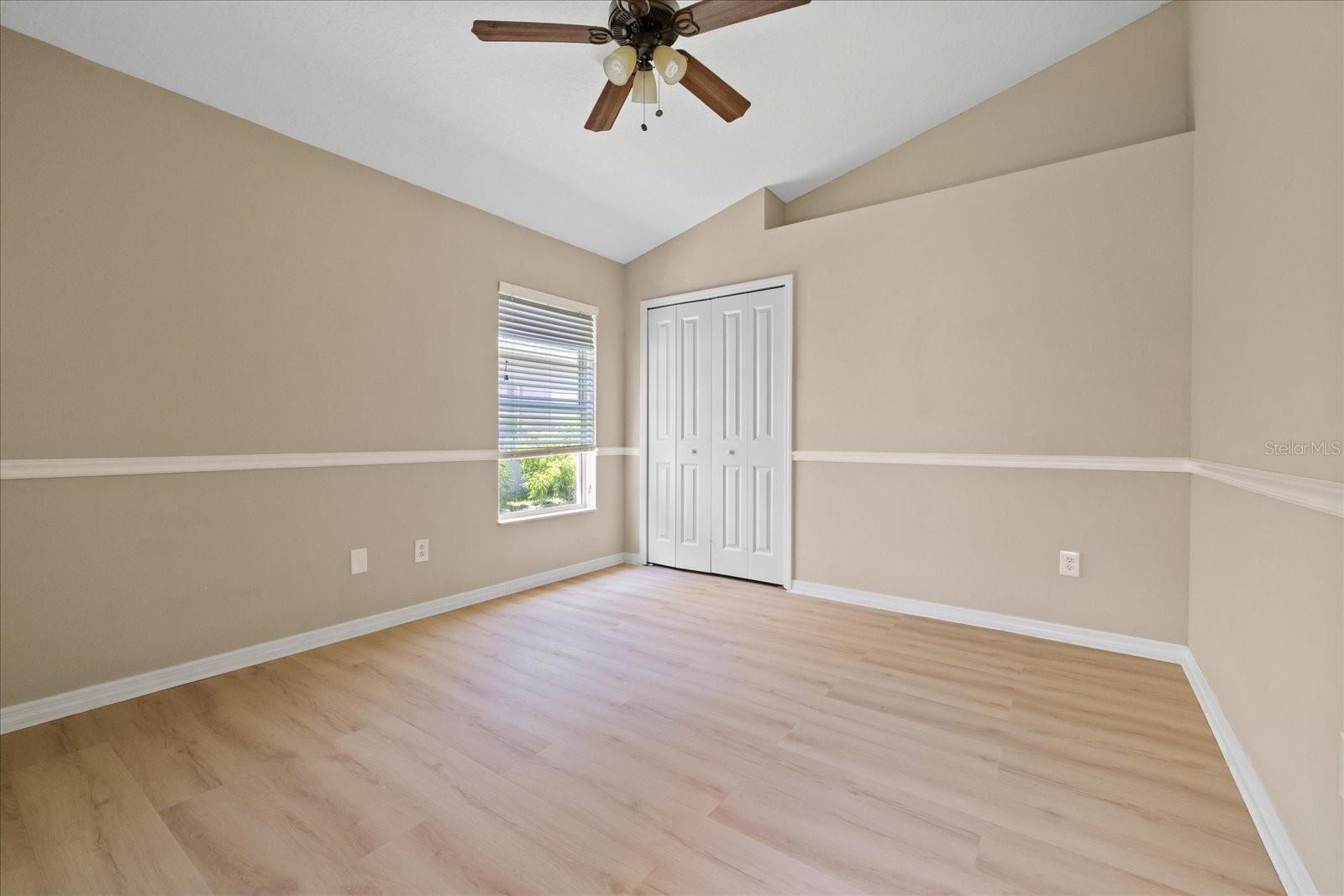 1833 MIRA LAGO CIR