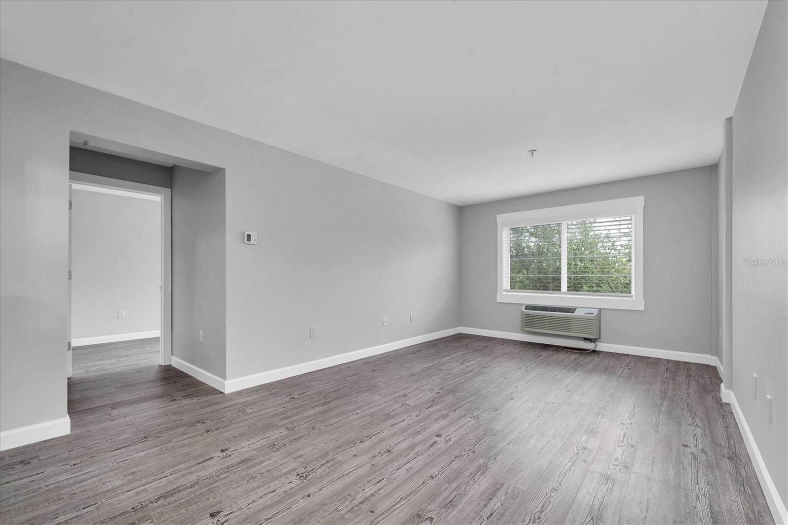 406 W CEDAR ST #403