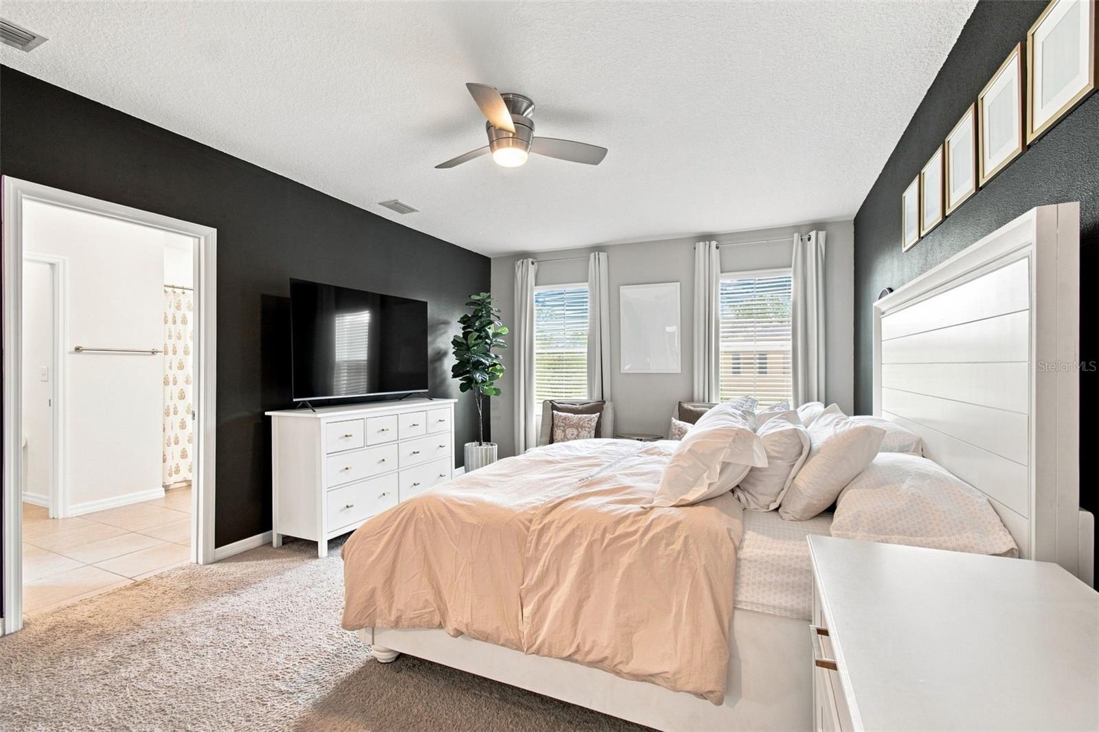 11833 MYRTLE ROCK DR