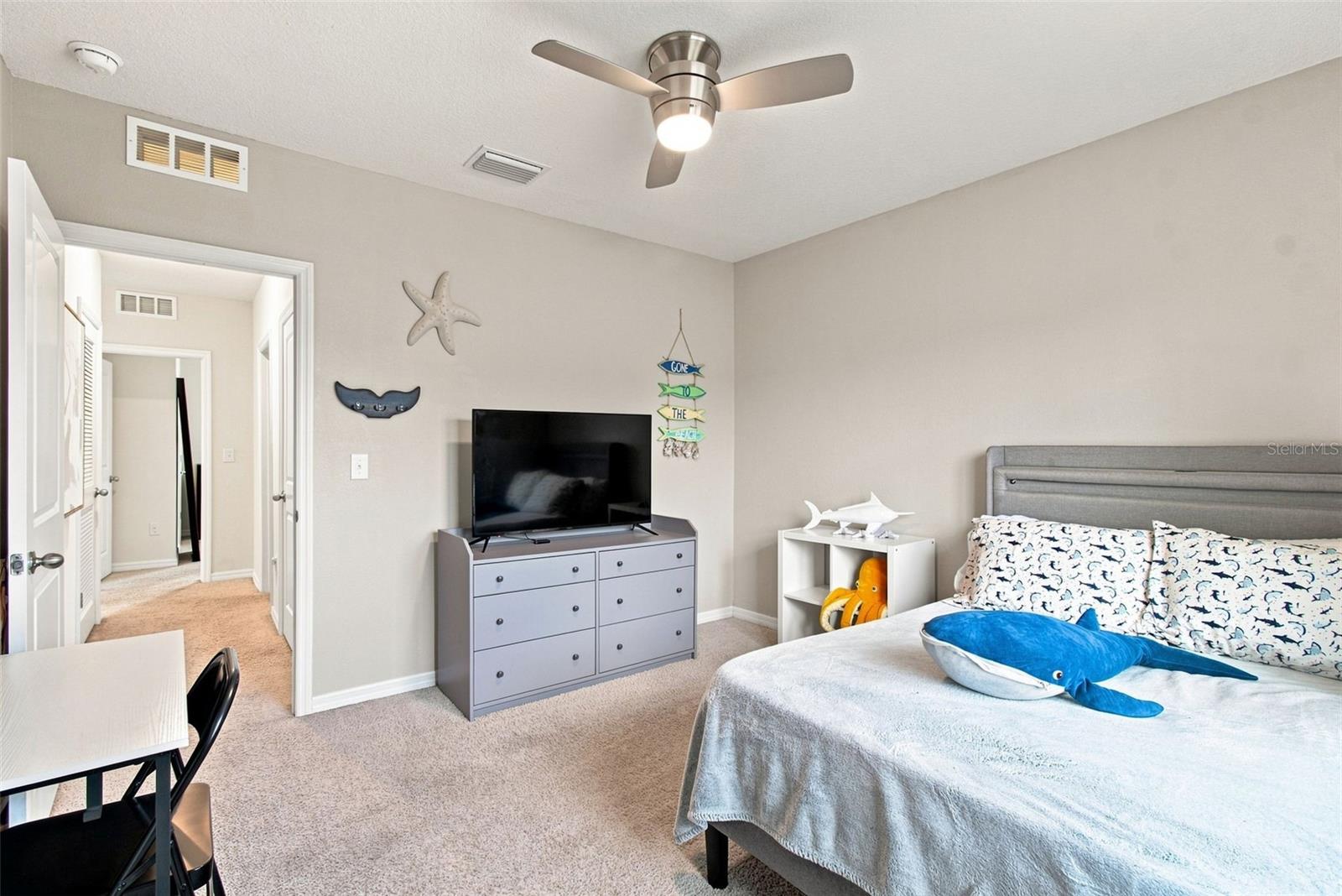 11833 MYRTLE ROCK DR