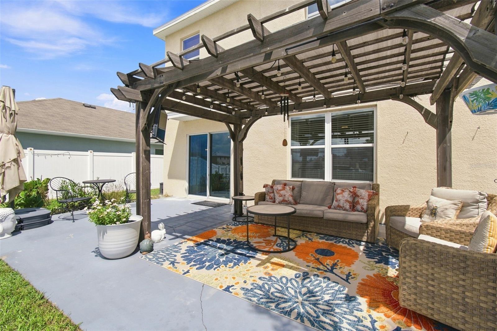 11833 MYRTLE ROCK DR