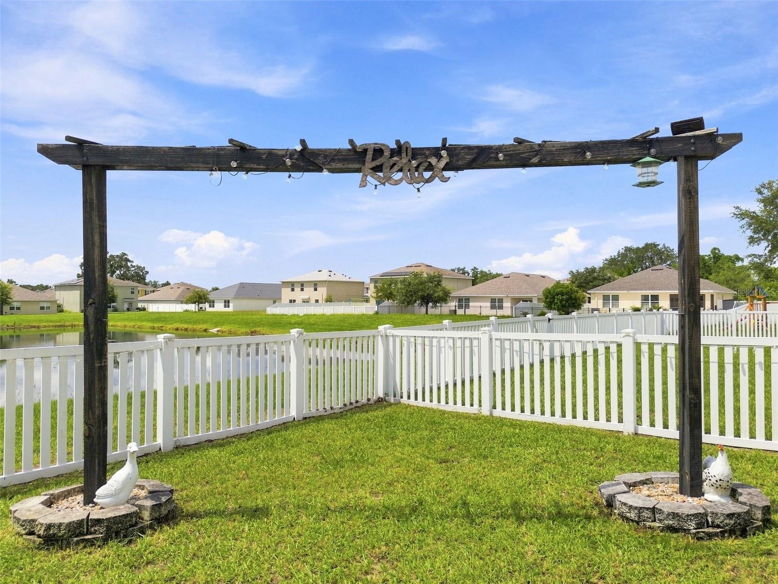 11833 MYRTLE ROCK DR