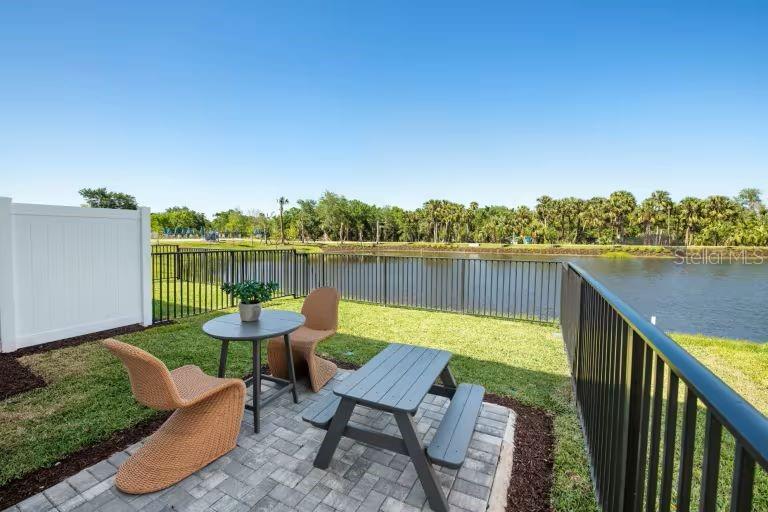 6831 BRAHMAN GRAZE CT
