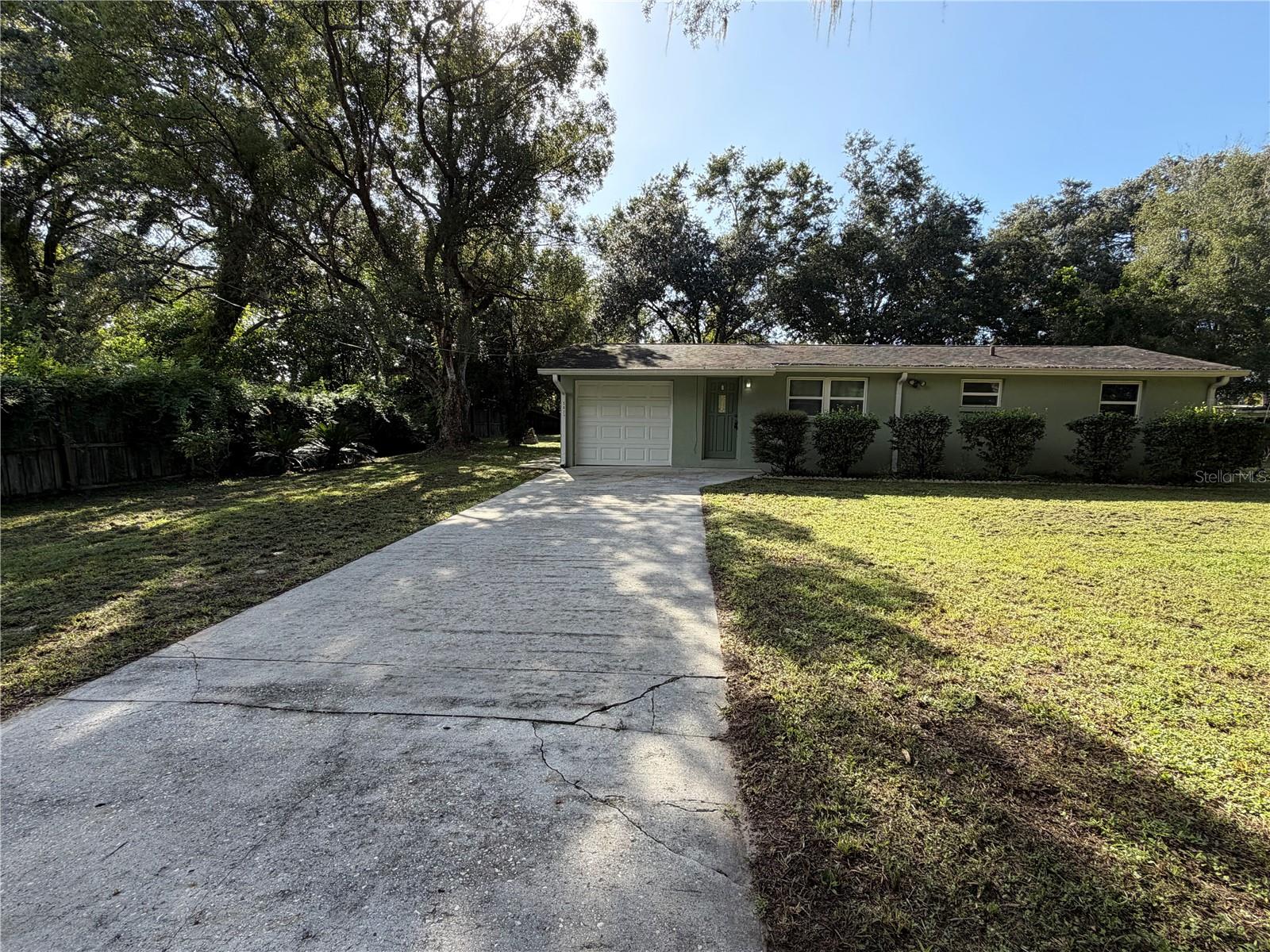 5027 Allen Rd, Zephyrhills