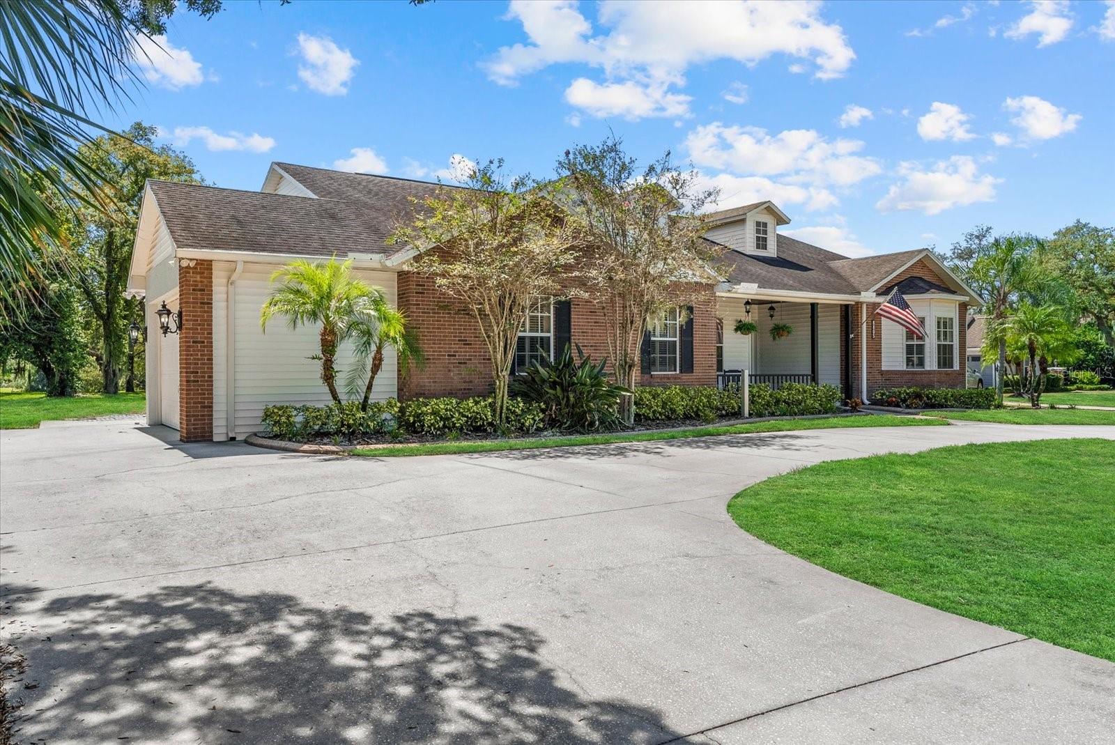 8805 CROSSWOOD CT