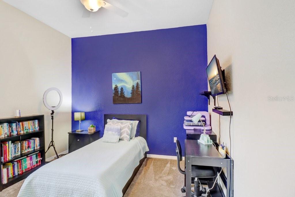 2203 VALRICO FOREST DR
