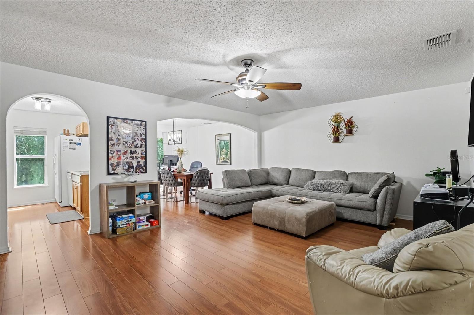 4607 ASHBURN SQUARE DR