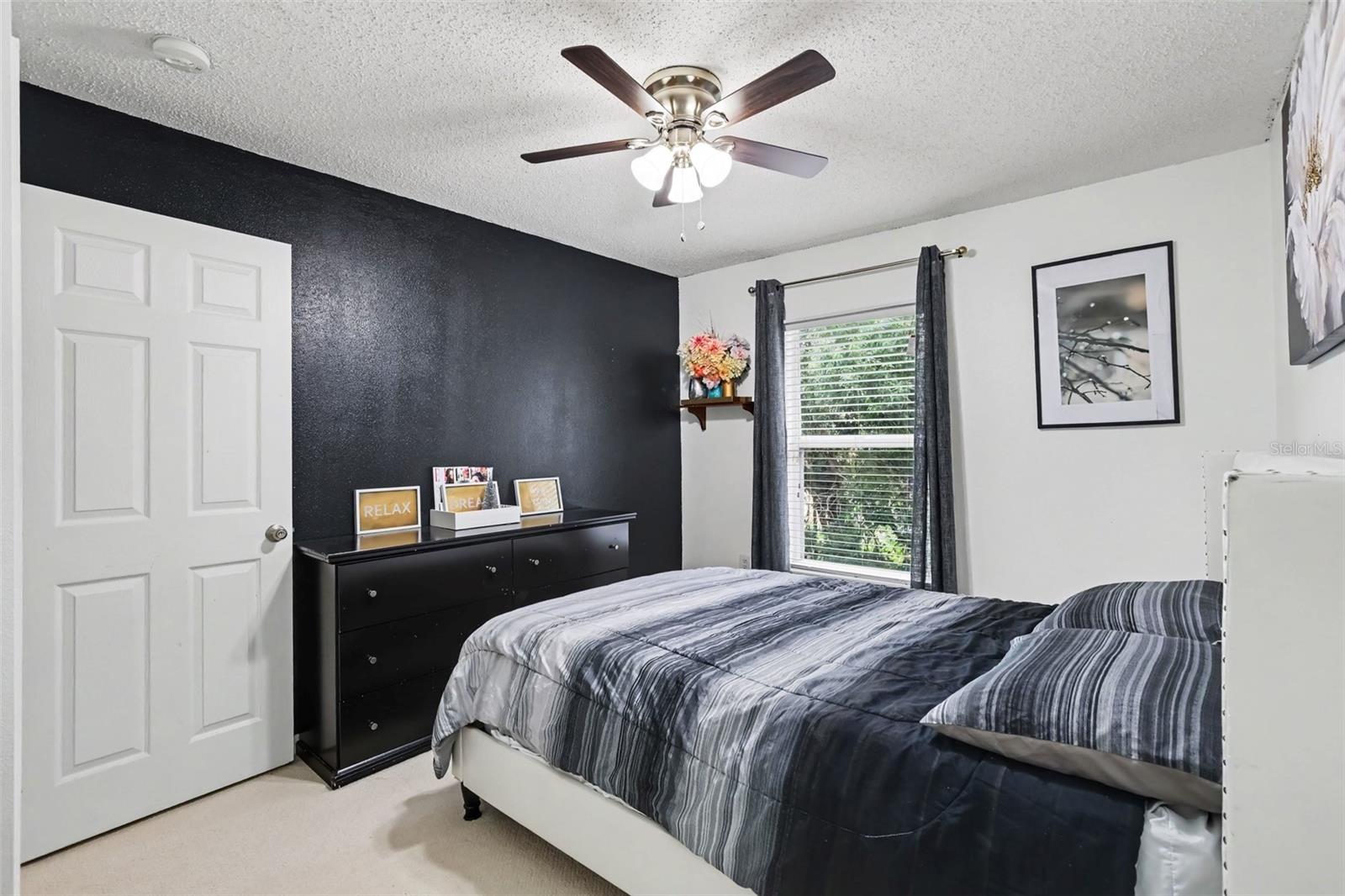 4607 ASHBURN SQUARE DR