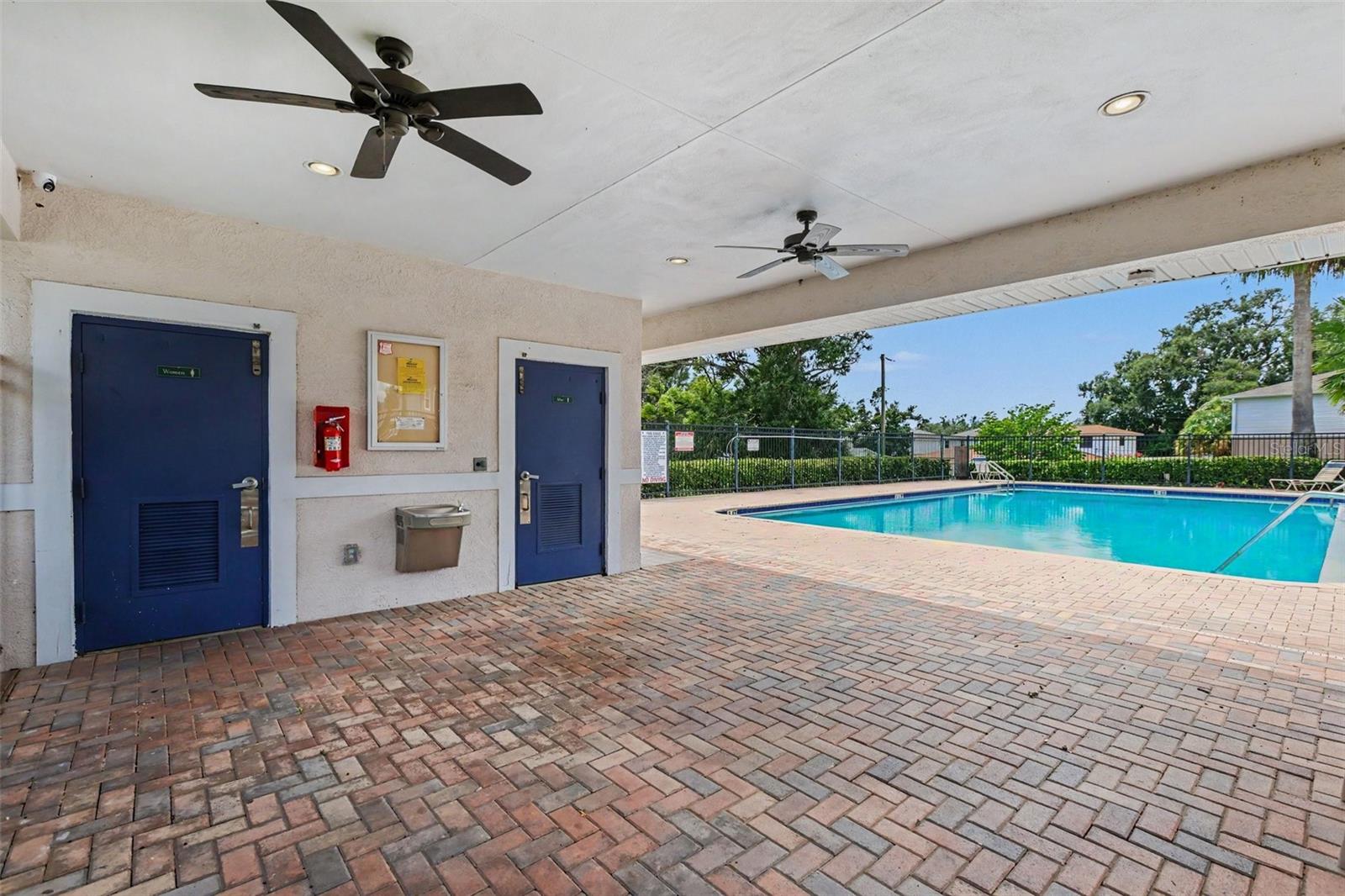 4607 ASHBURN SQUARE DR
