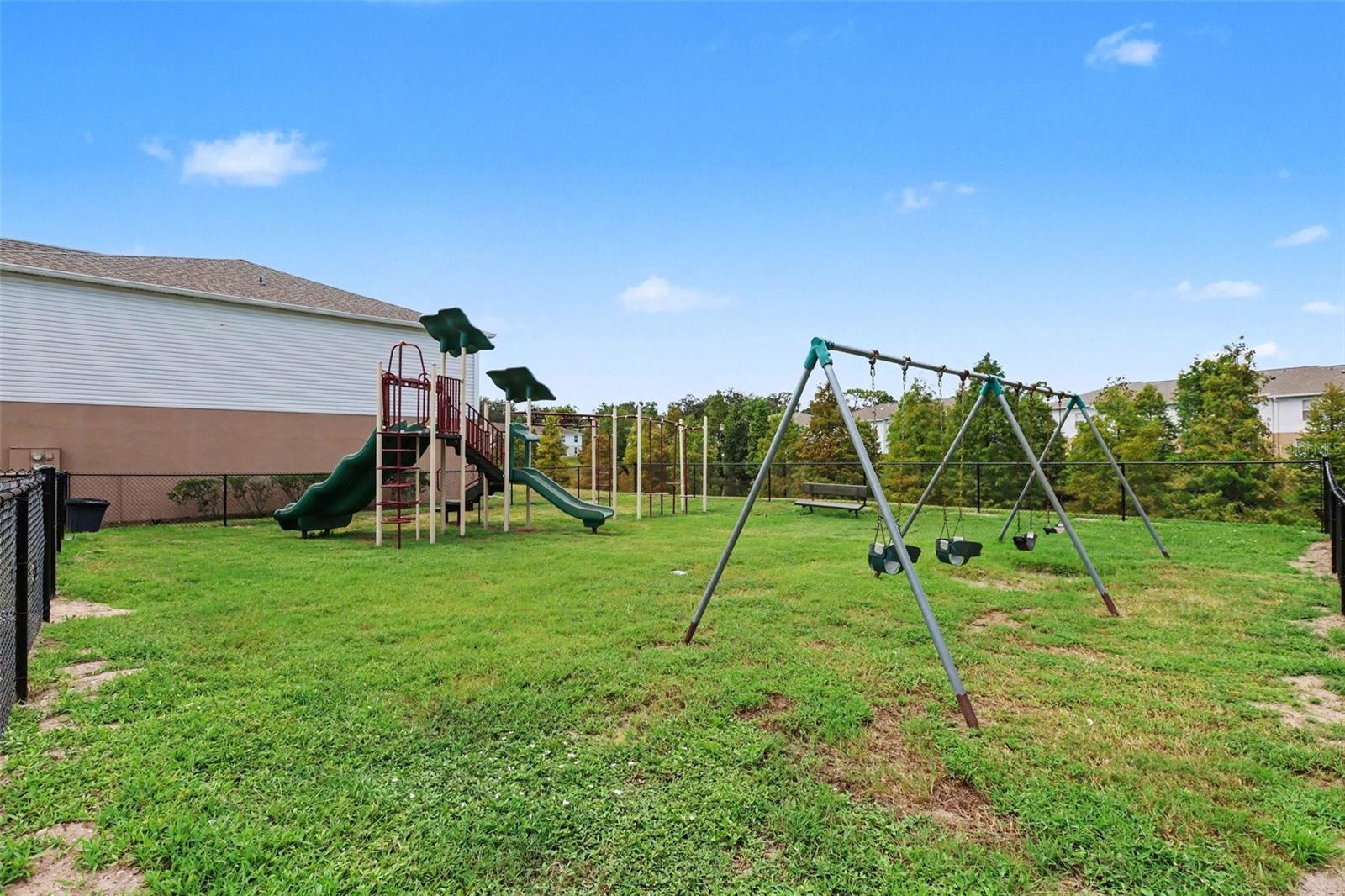 4607 ASHBURN SQUARE DR