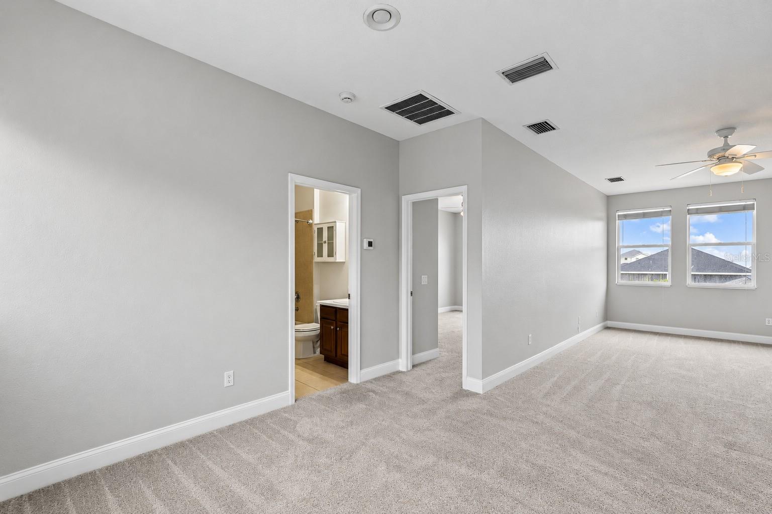 603 ISLEBAY DR