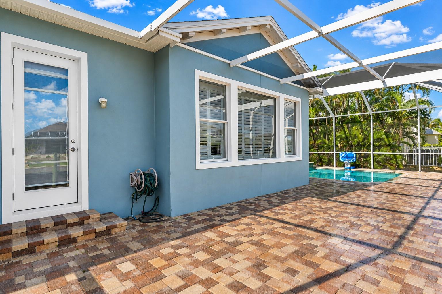 603 ISLEBAY DR