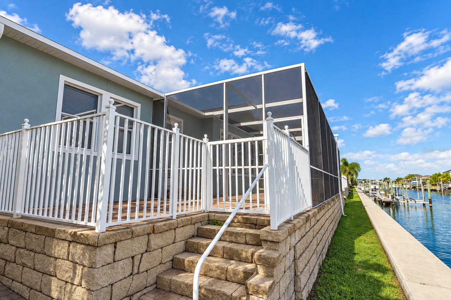 603 ISLEBAY DR