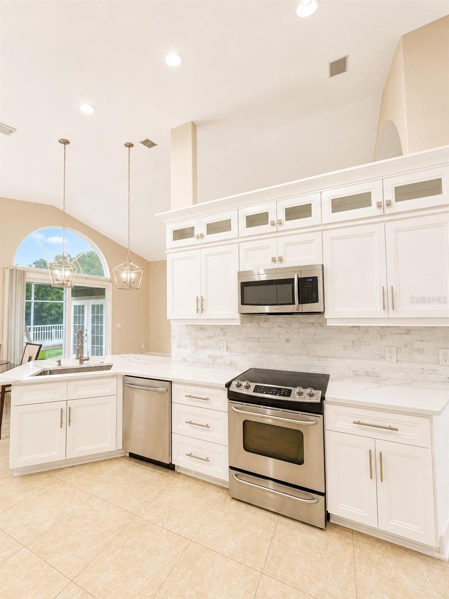 6518 APPALOOSA DR