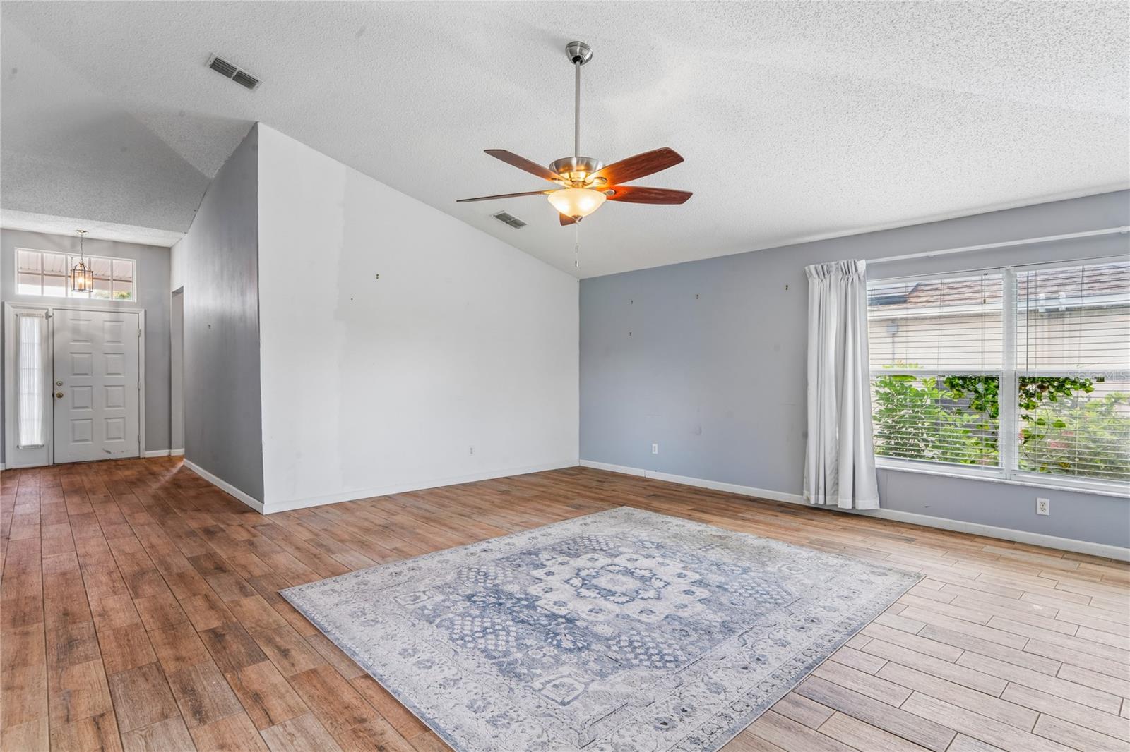 2336 E DEL WEBB BLVD