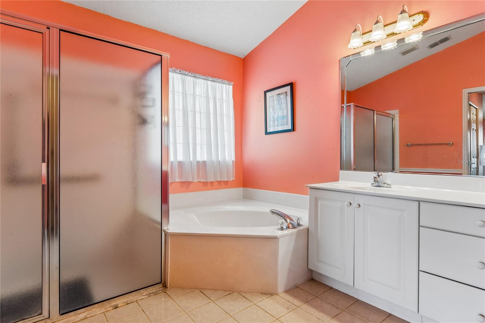 2336 E DEL WEBB BLVD