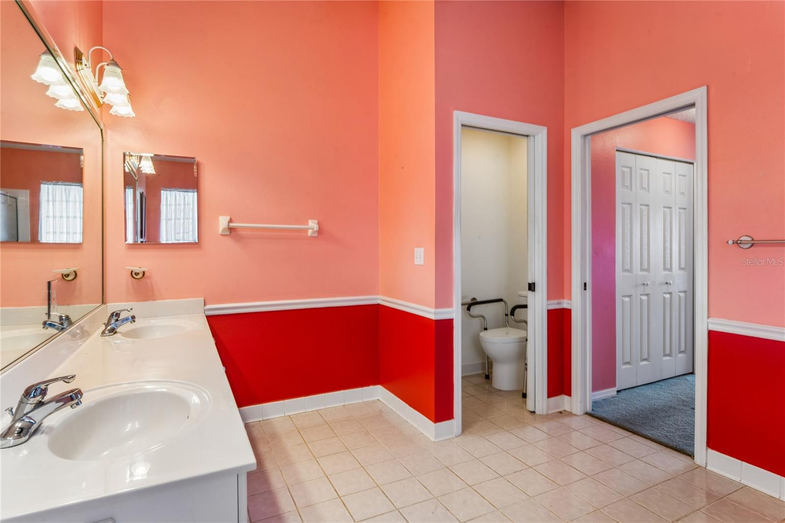 2336 E DEL WEBB BLVD