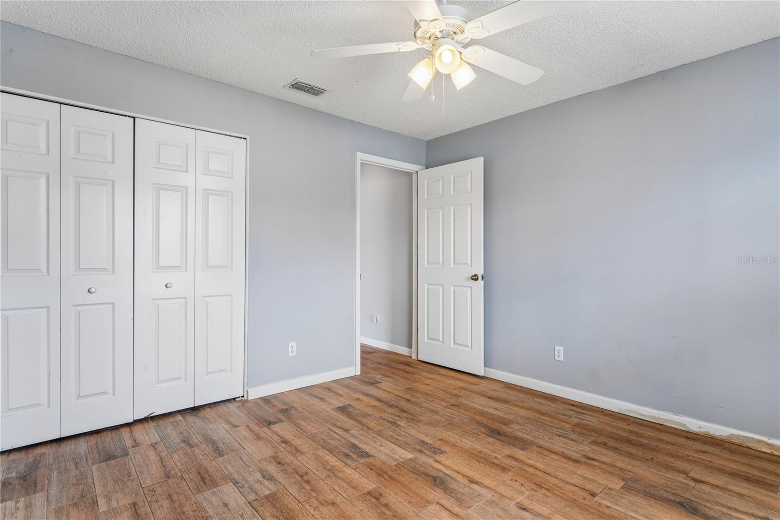 2336 E DEL WEBB BLVD