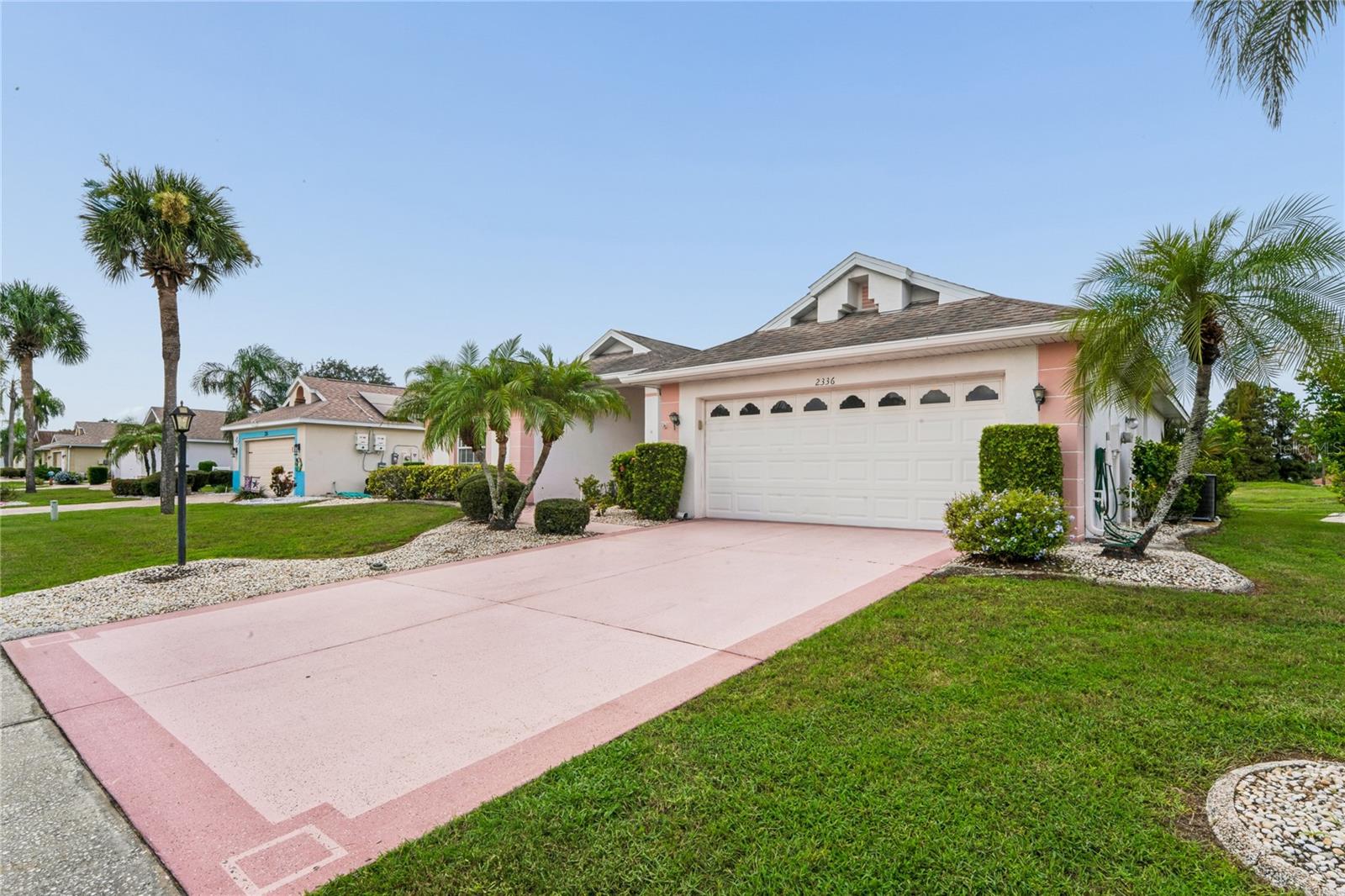2336 E DEL WEBB BLVD