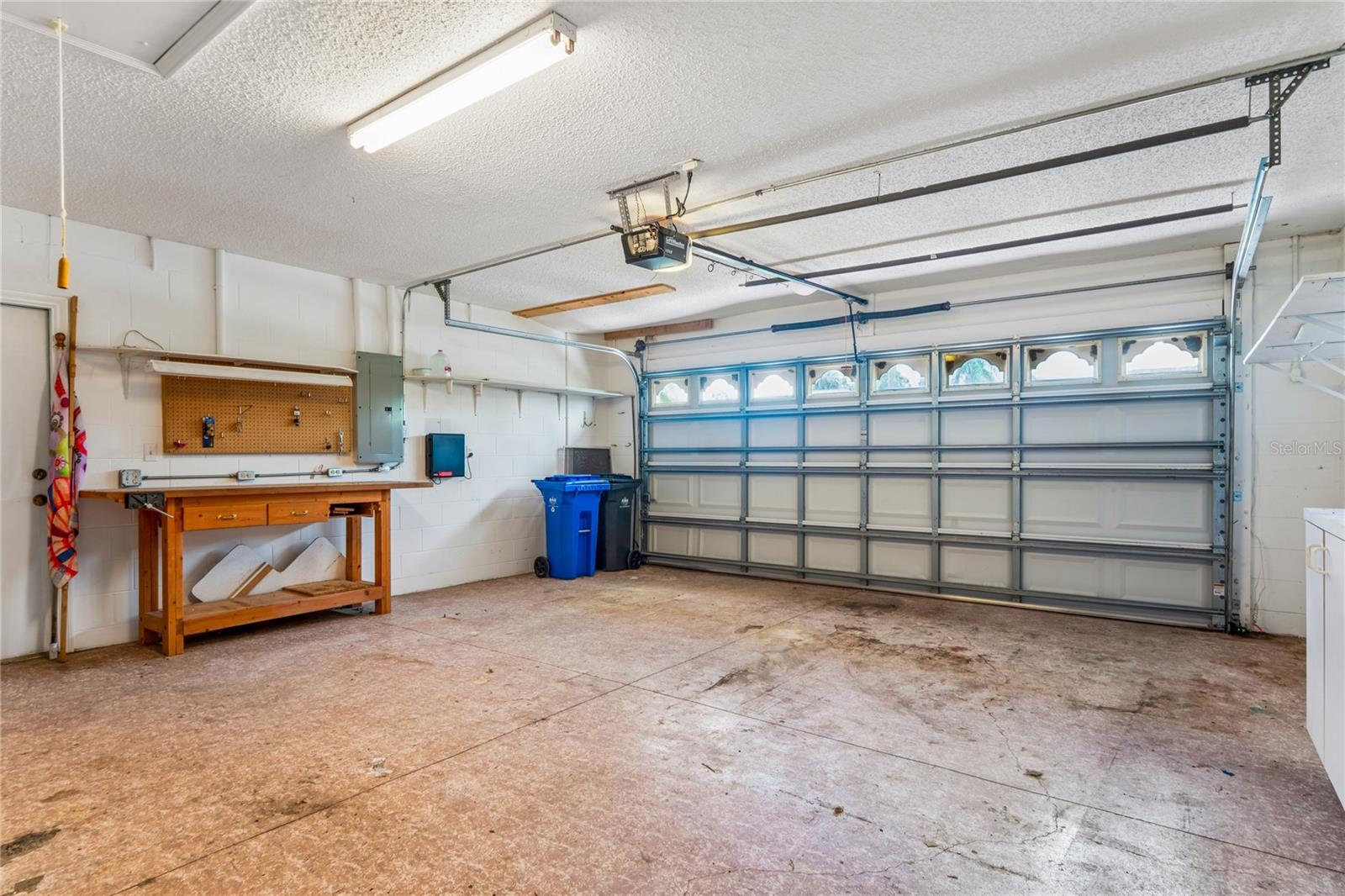 2336 E DEL WEBB BLVD