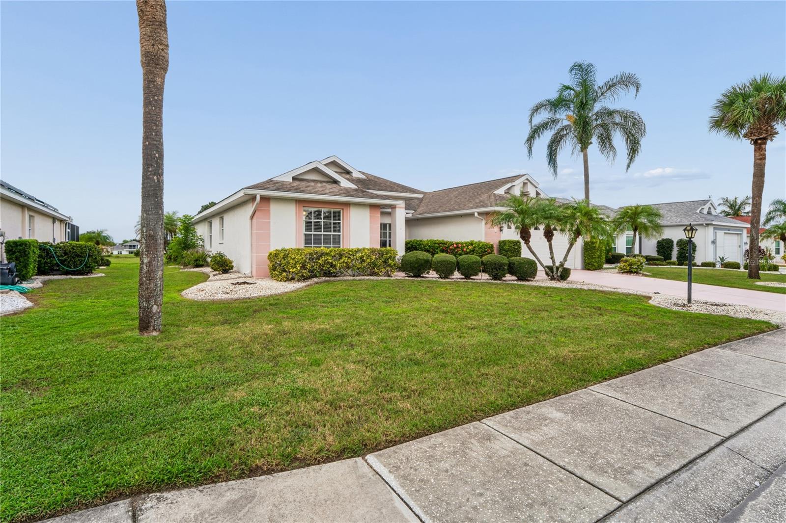 2336 E DEL WEBB BLVD