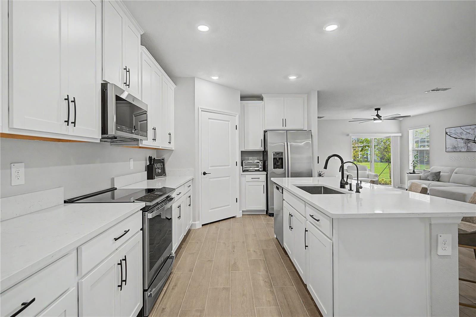 10906 RUSTIC EVE CT