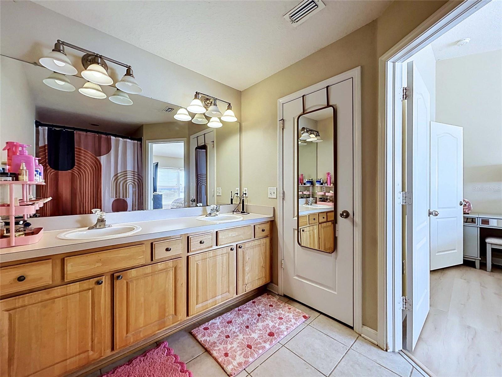 4842 BARNSTEAD DR