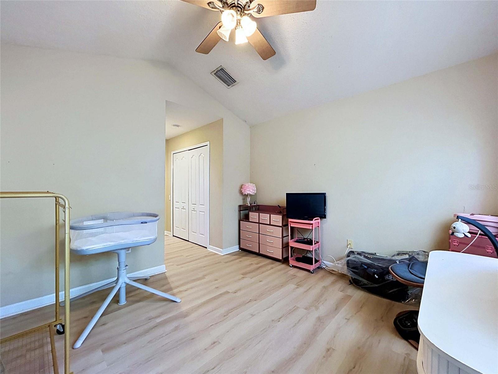 4842 BARNSTEAD DR