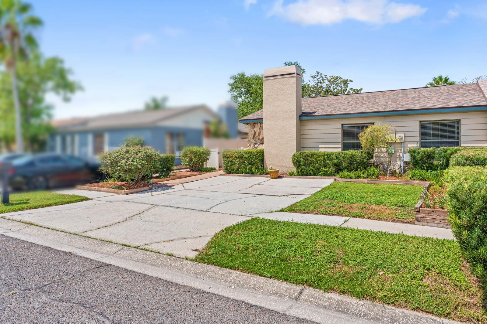 1205 MOHRLAKE DR