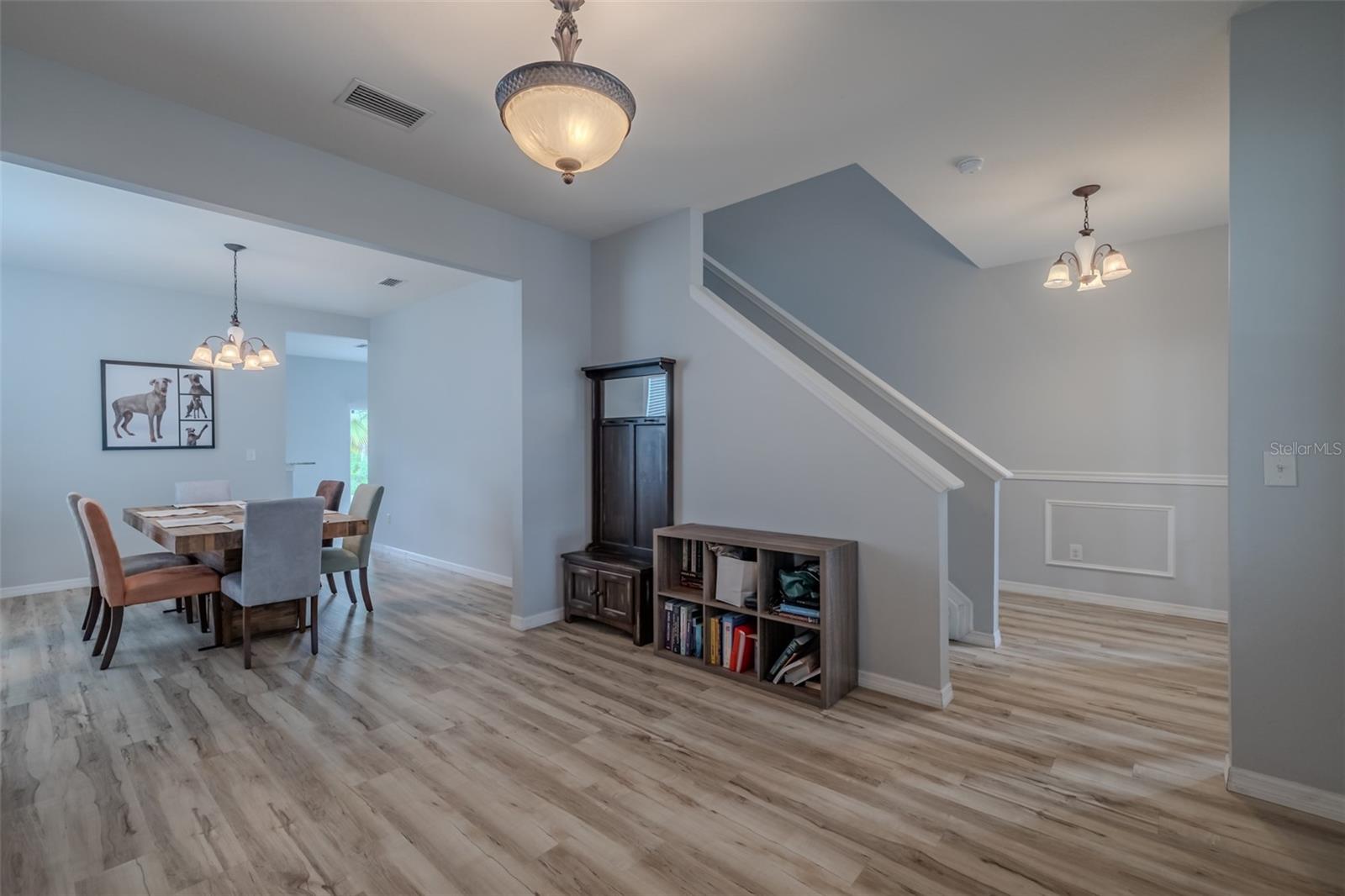 12206 FAIRLAWN