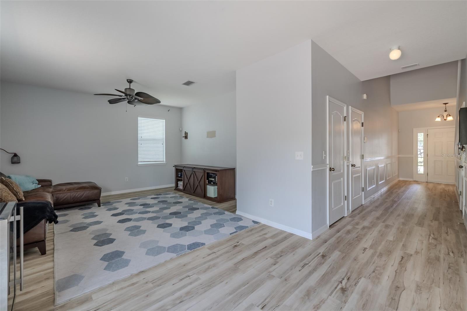 12206 FAIRLAWN