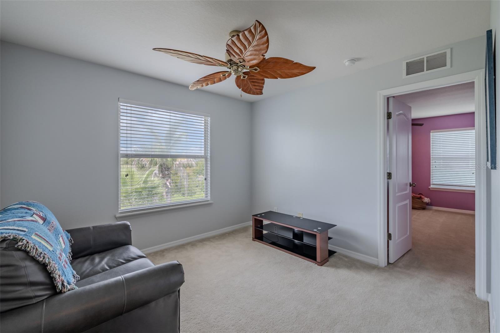 12206 FAIRLAWN