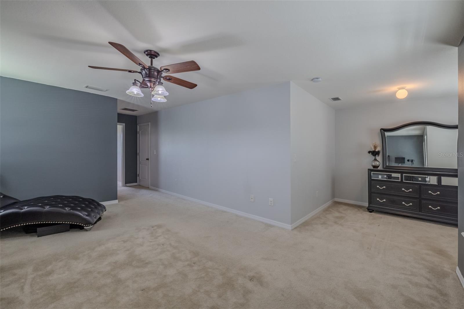 12206 FAIRLAWN