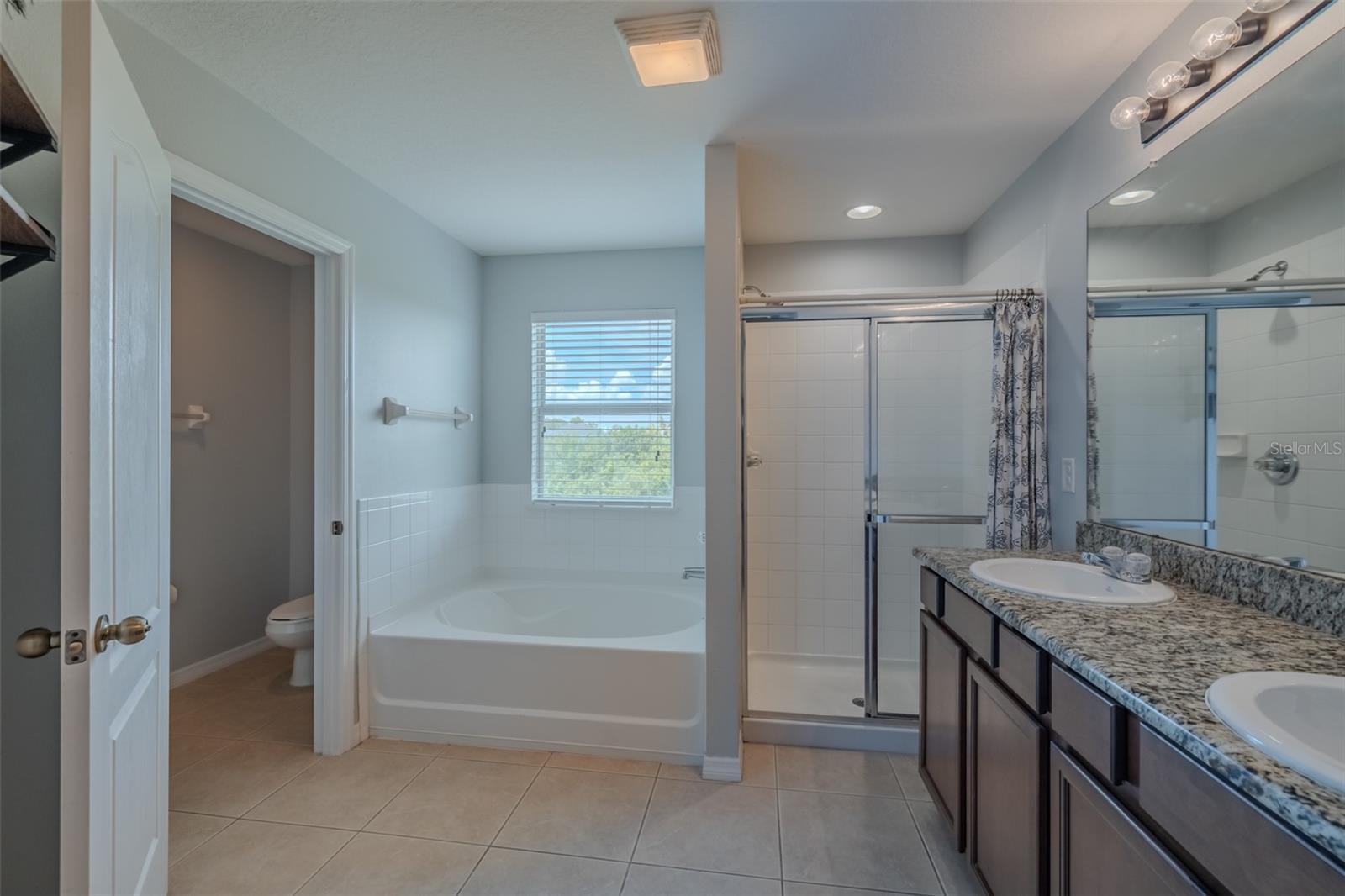 12206 FAIRLAWN
