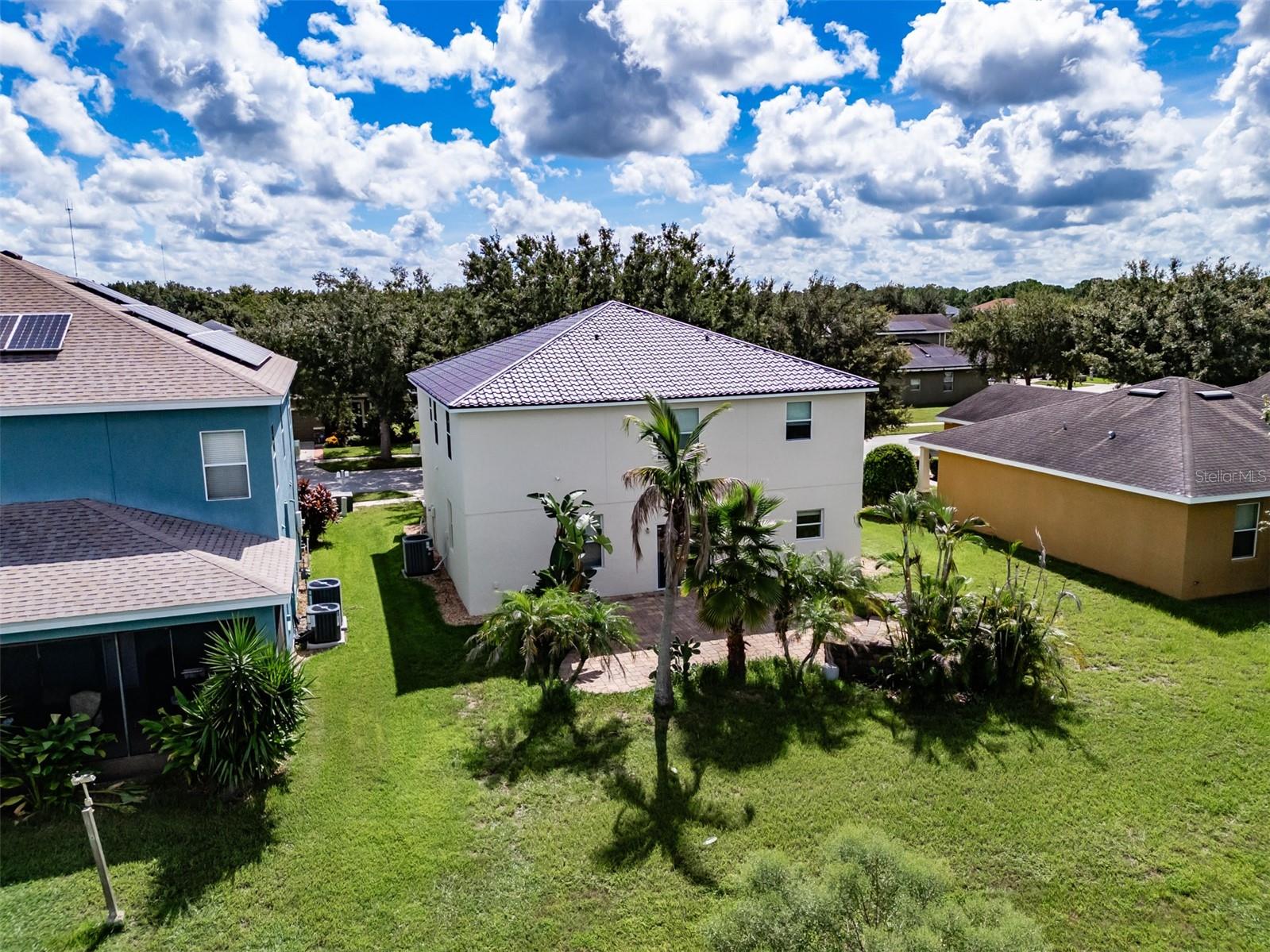 12206 FAIRLAWN