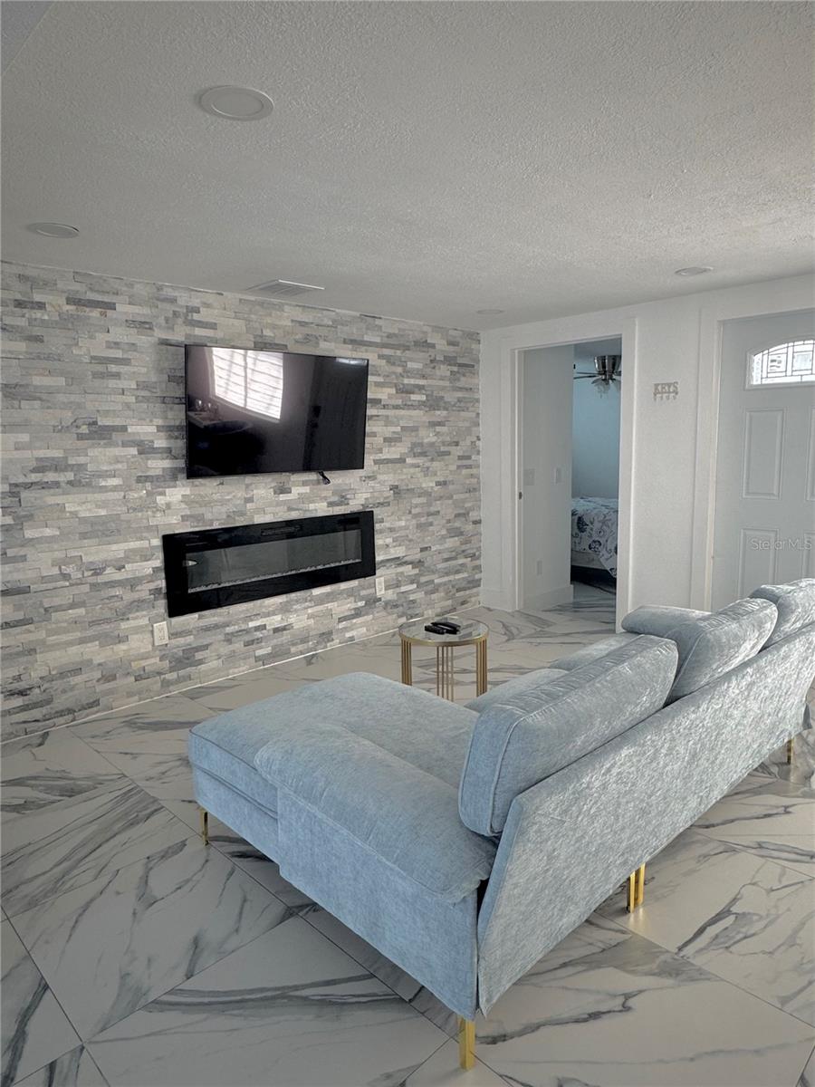 4229 FLORAMAR TER