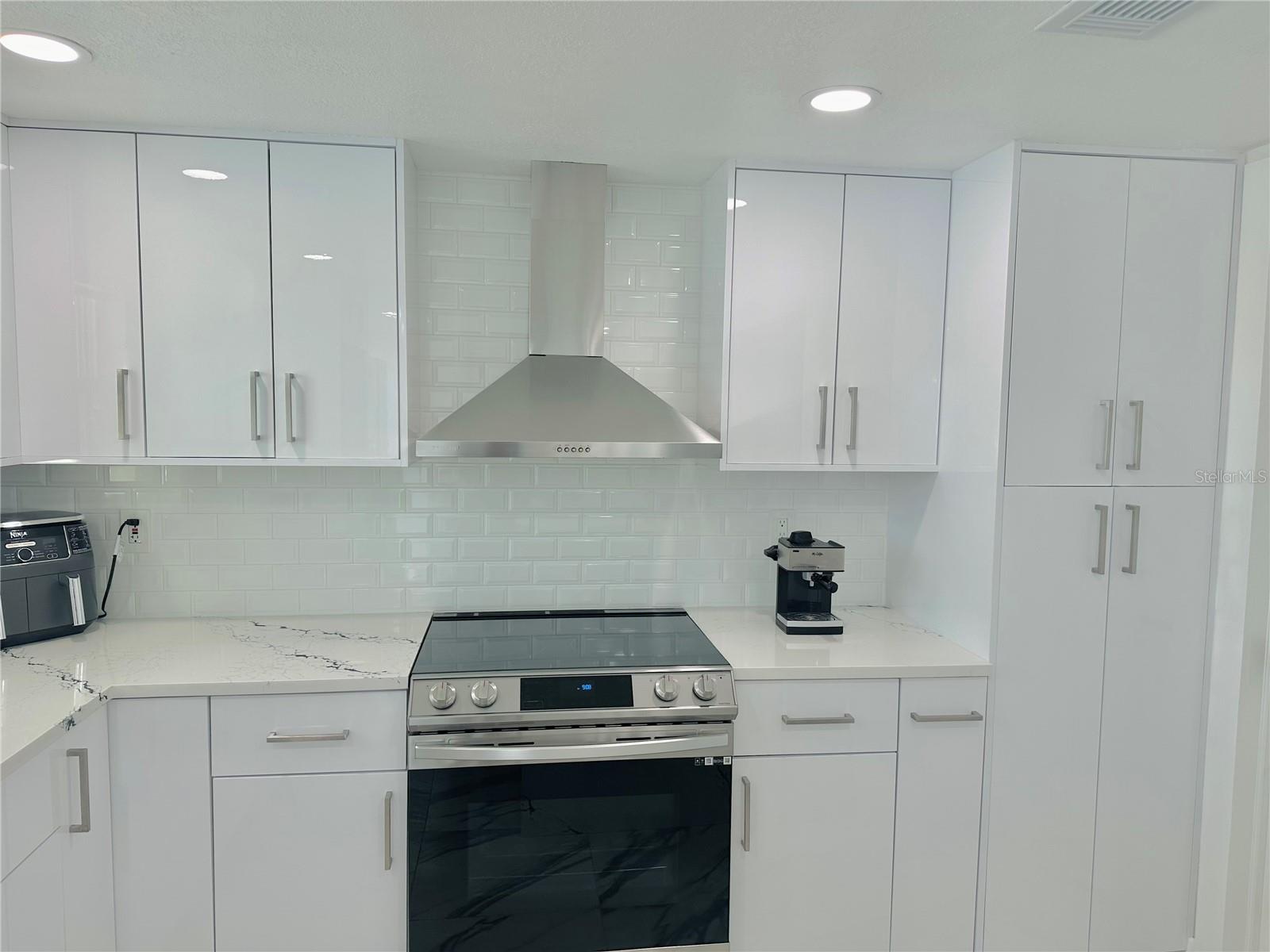 4229 FLORAMAR TER