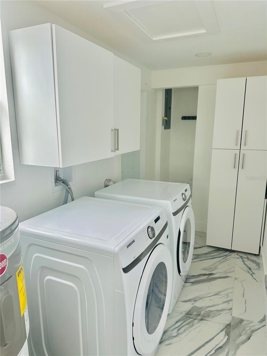 4229 FLORAMAR TER