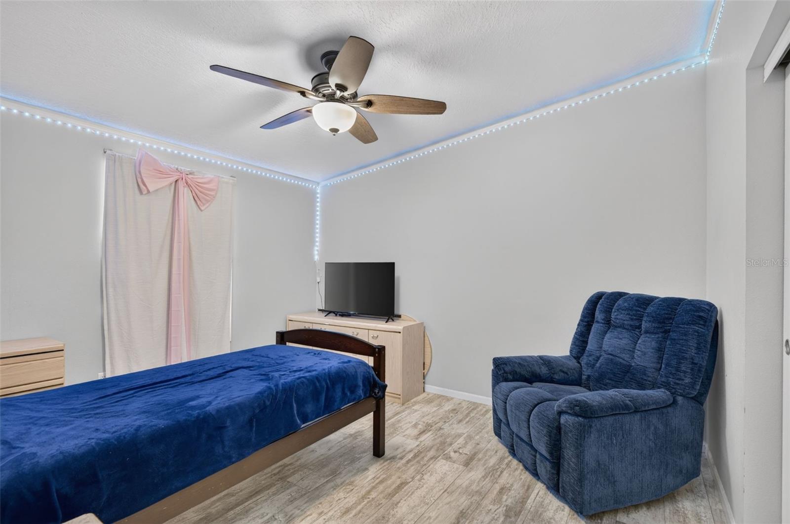 21812 FIELD OF DREAMS LN