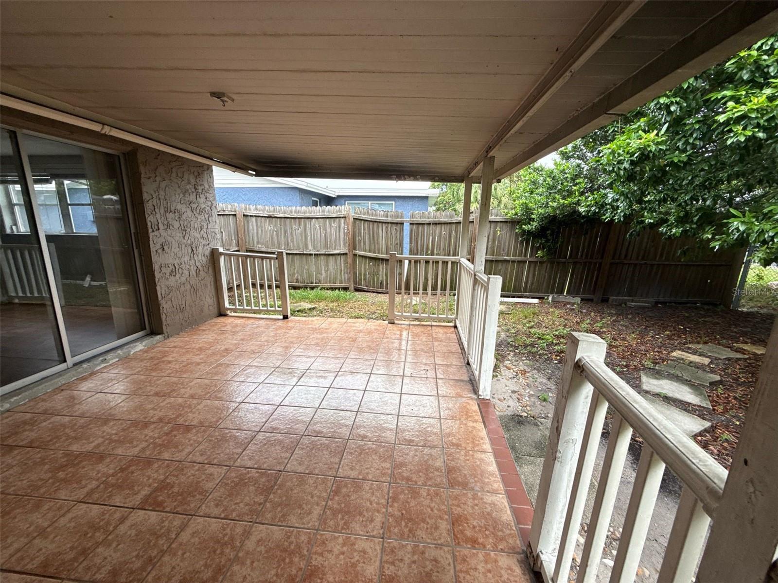 9220 LIDO LN
