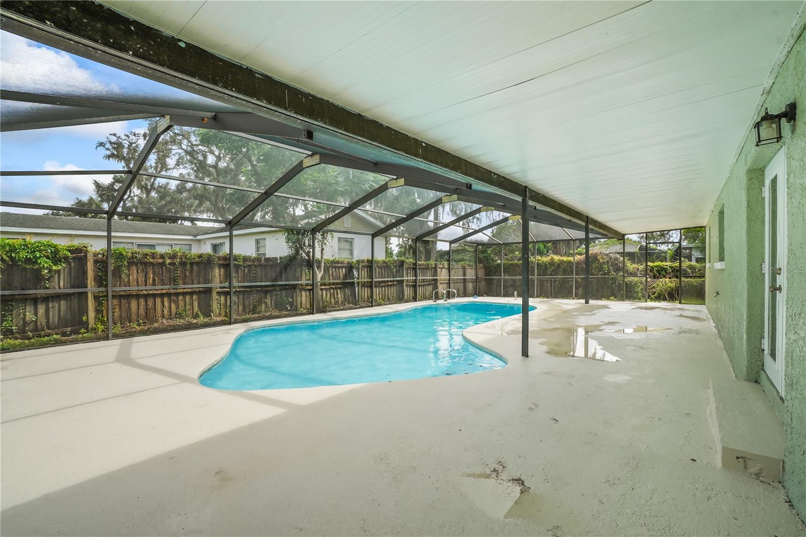 202 GAY RD