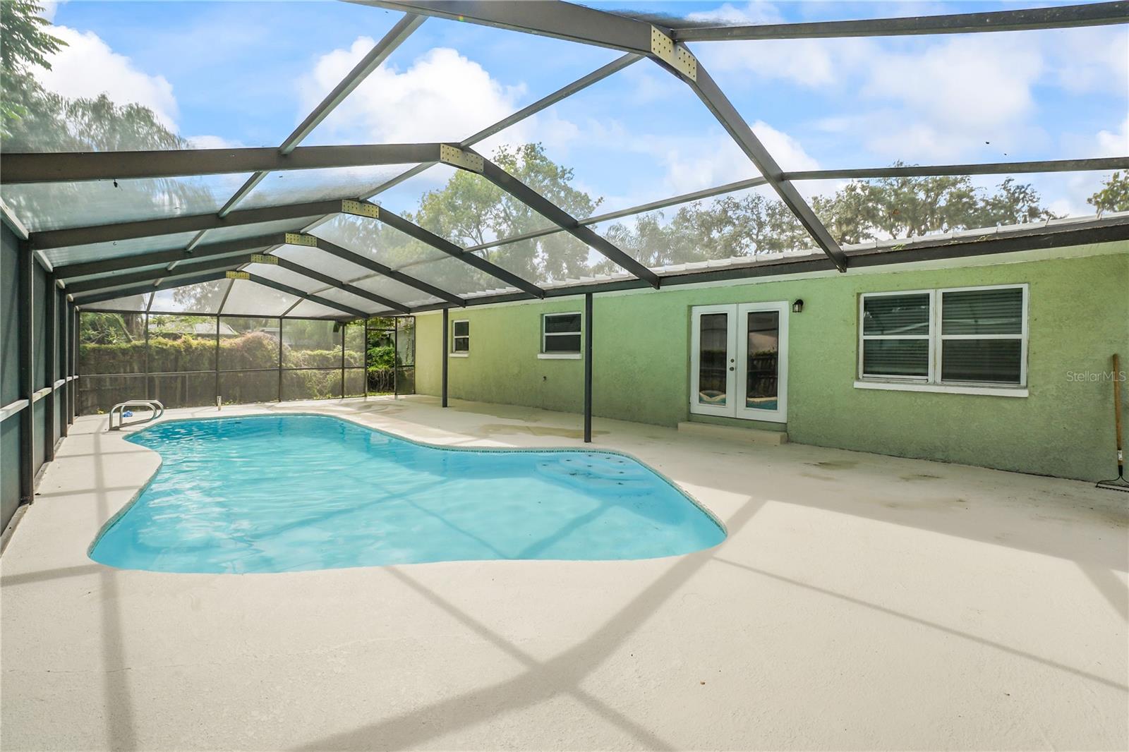 202 GAY RD