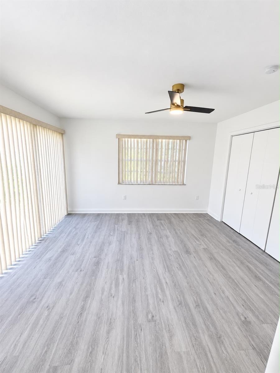 11426 FOX RUN