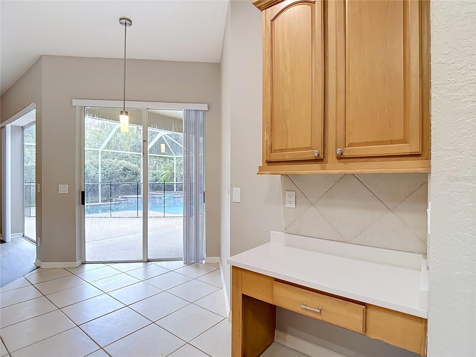 10221 GARDEN ALCOVE DR